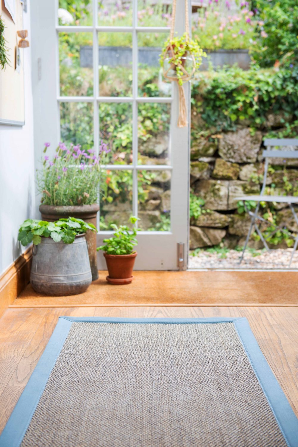 100% Compostable Sisal Antilles With Mist Linen Border