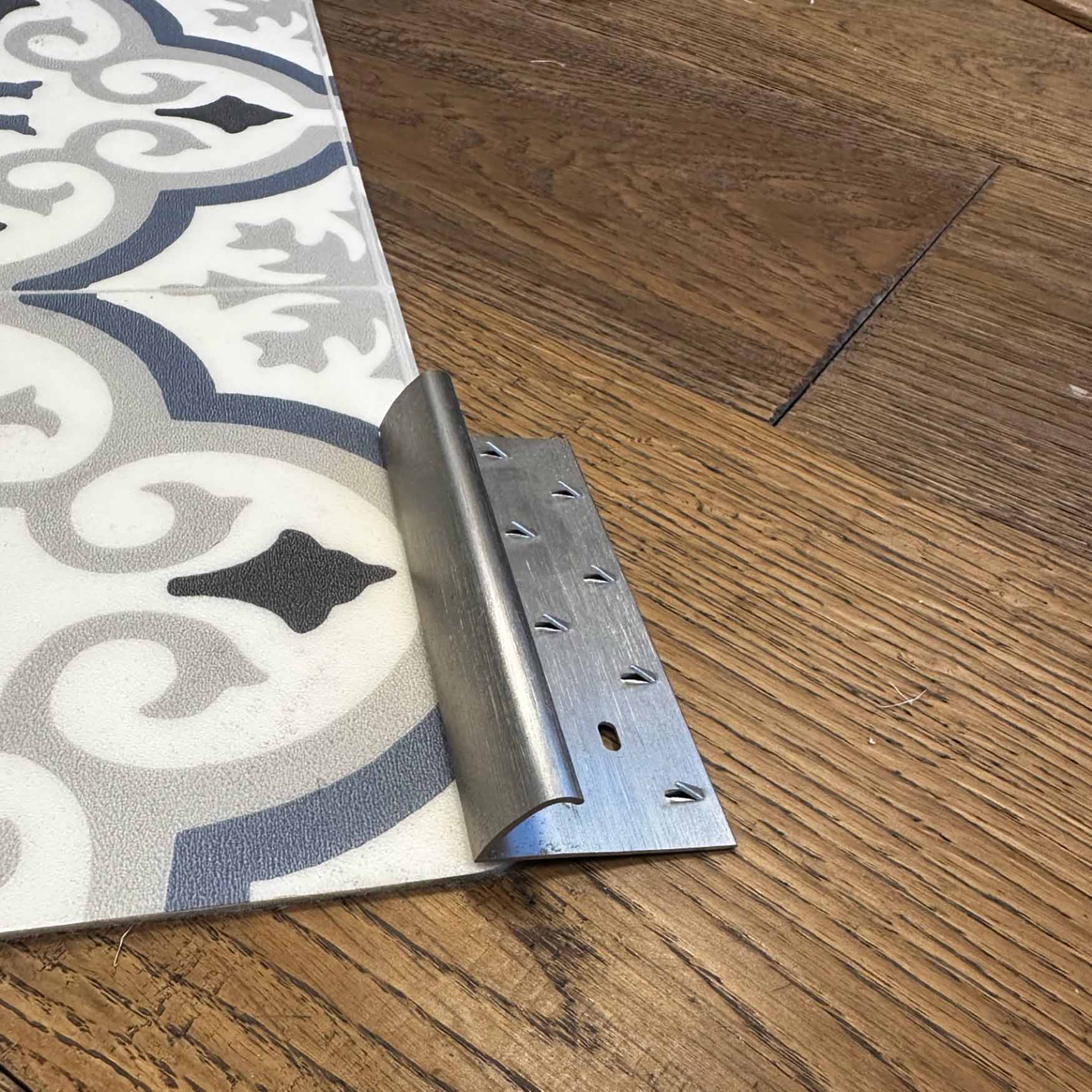 Door Bar – Vinyl To Carpet – Premier Brushed Chrome