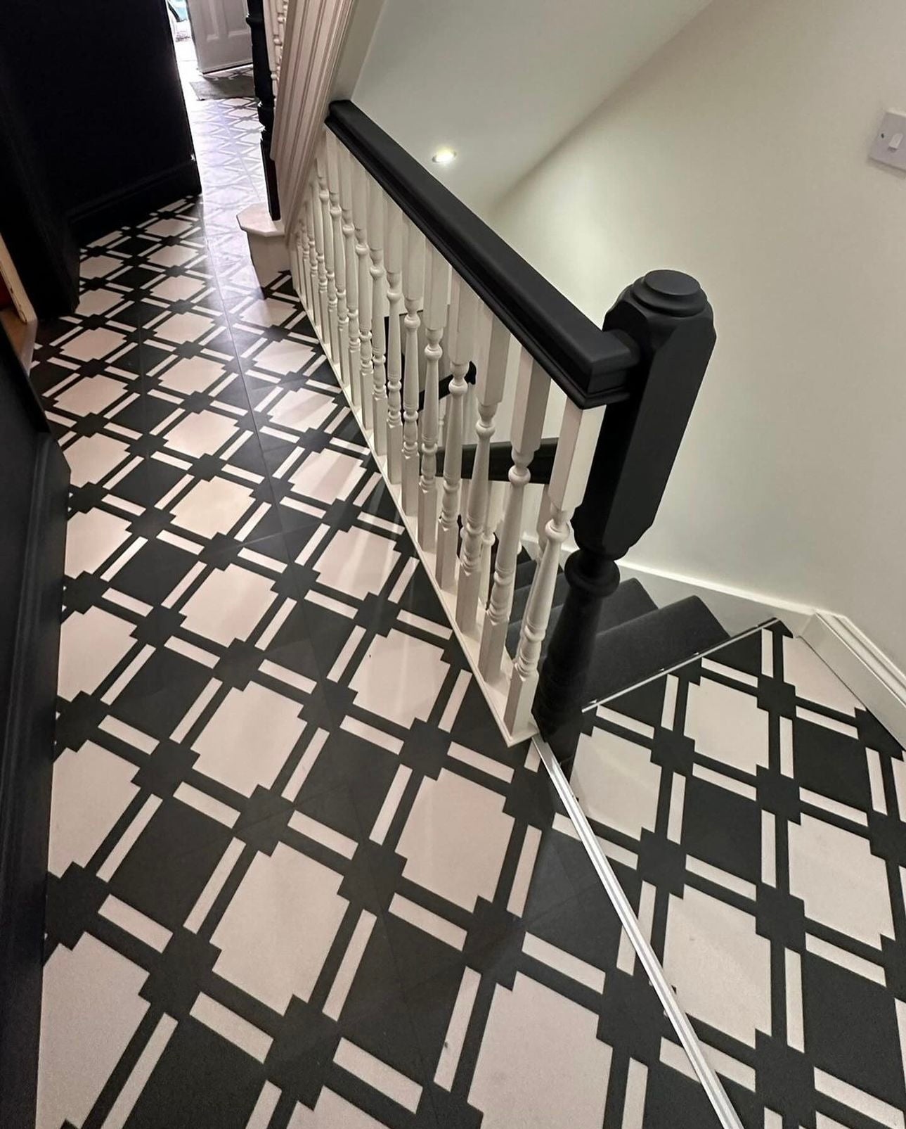 Chessington Black Square Tile